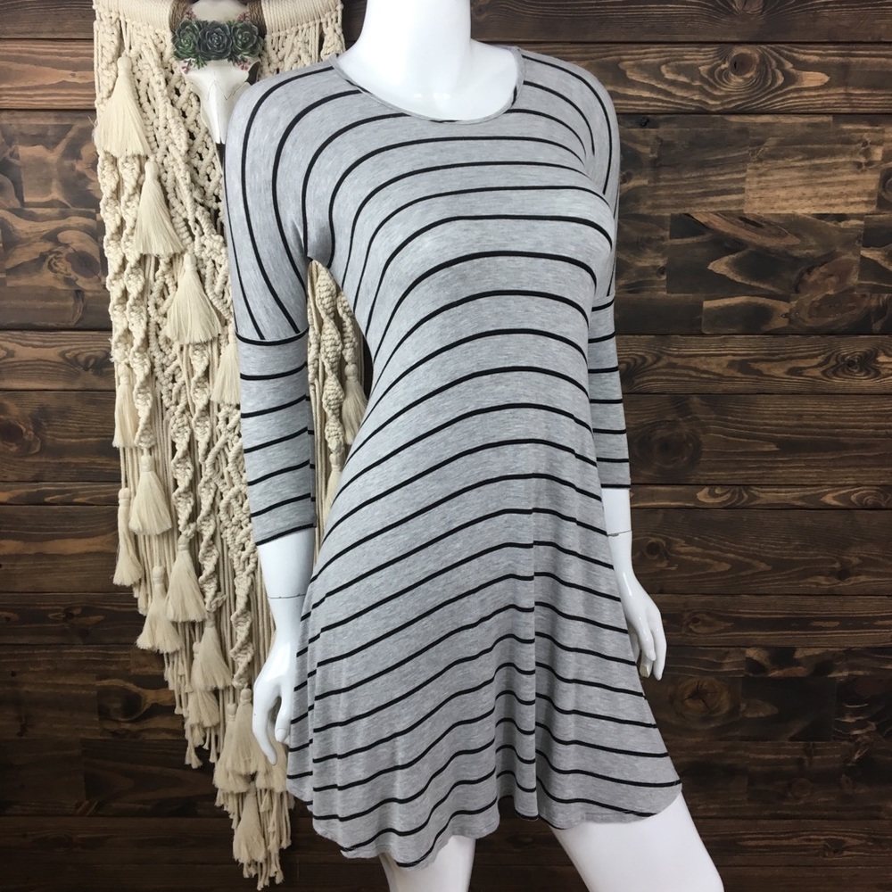 Charlotte Russe | Striped Shift‎ Dolman Dress